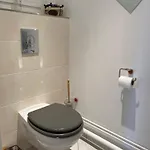 Le Petit Mirabellier *