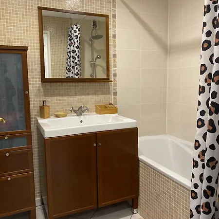 Le Petit Mirabellier Appartement *