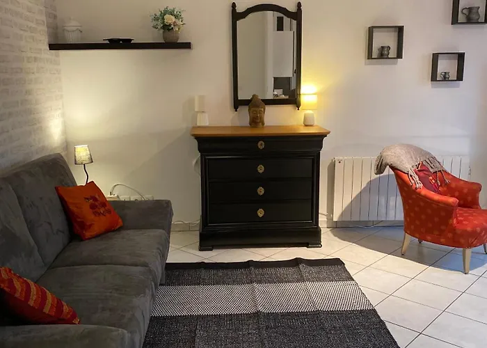 Le Petit Mirabellier Apartmán *